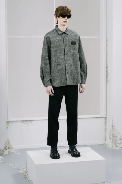 Look 24
